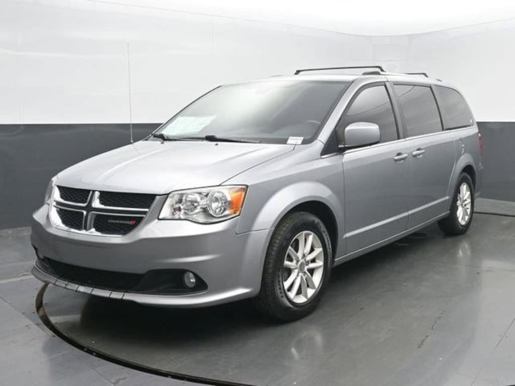 Used 2018 Dodge Grand Caravan SXT Van Passenger Van