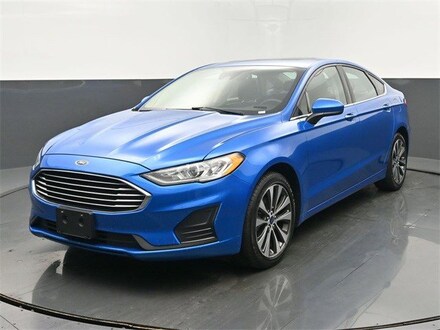 2020 Ford Fusion SE Sedan