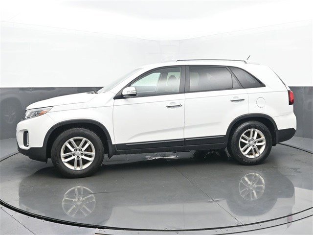 Used 2015 Kia Sorento LX with VIN 5XYKT4A63FG657484 for sale in Kokomo, IN