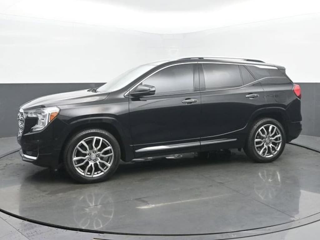 Used 2022 GMC Terrain Denali SUV