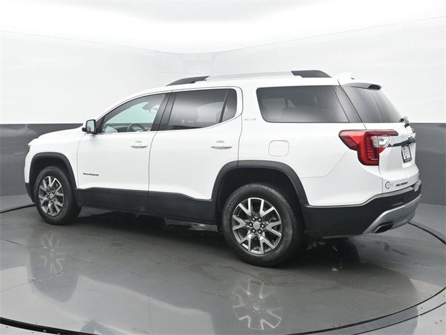 2022 Gmc Acadia SLE photo 3
