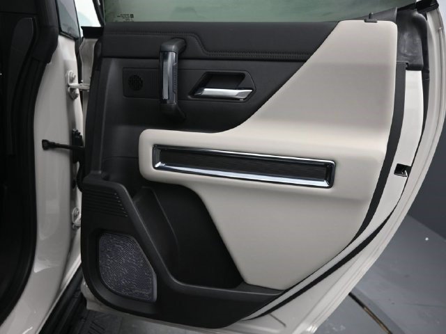 2026 GMC HUMMER EV 2X - Photo 16