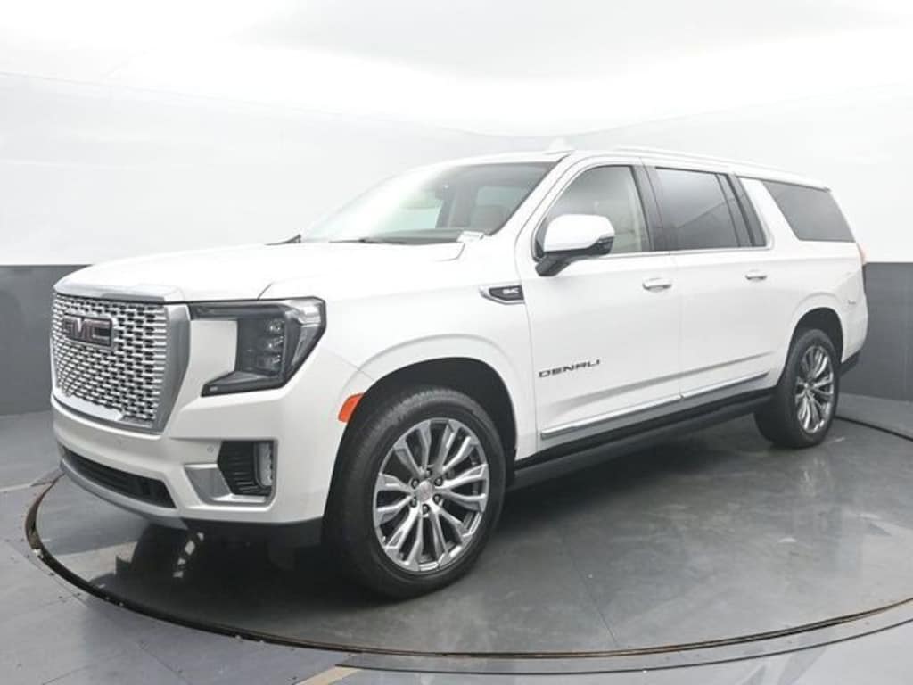 Used 2021 GMC Yukon XL Denali SUV