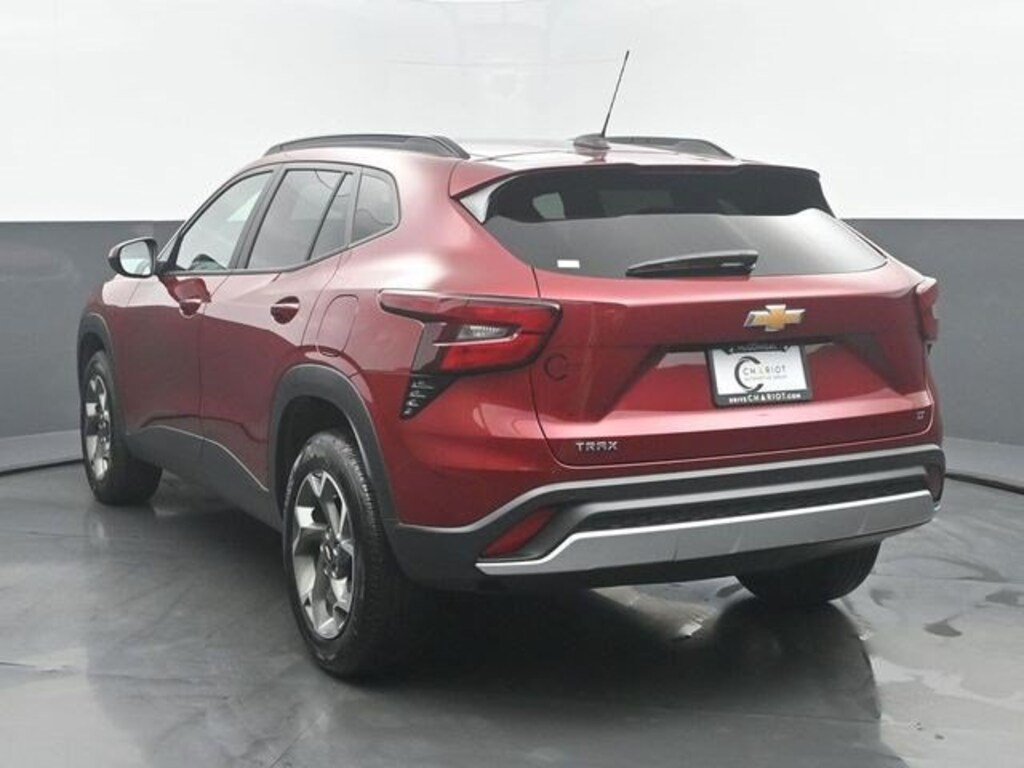 Used 2024 Chevrolet Trax LT SUV