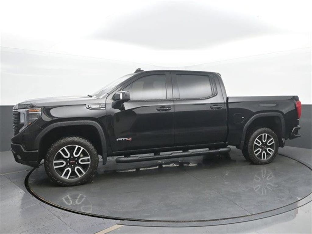 Used 2022 GMC Sierra 1500 AT4 Truck Crew Cab