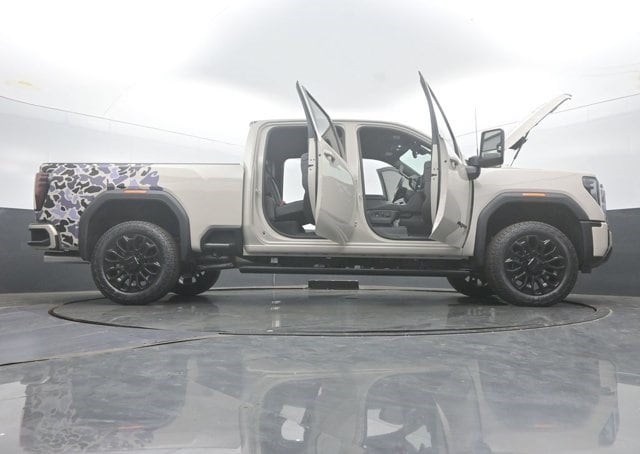 2026 GMC Sierra 2500HD AT4 - Photo 58