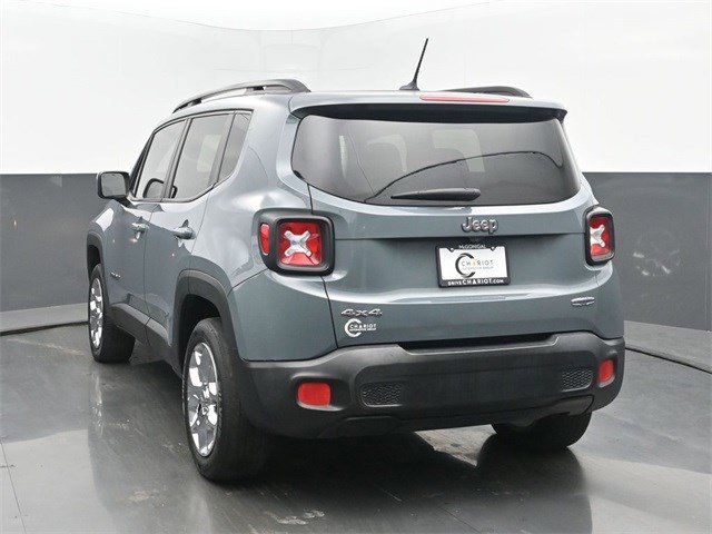 2017 Jeep Renegade Latitude photo 4