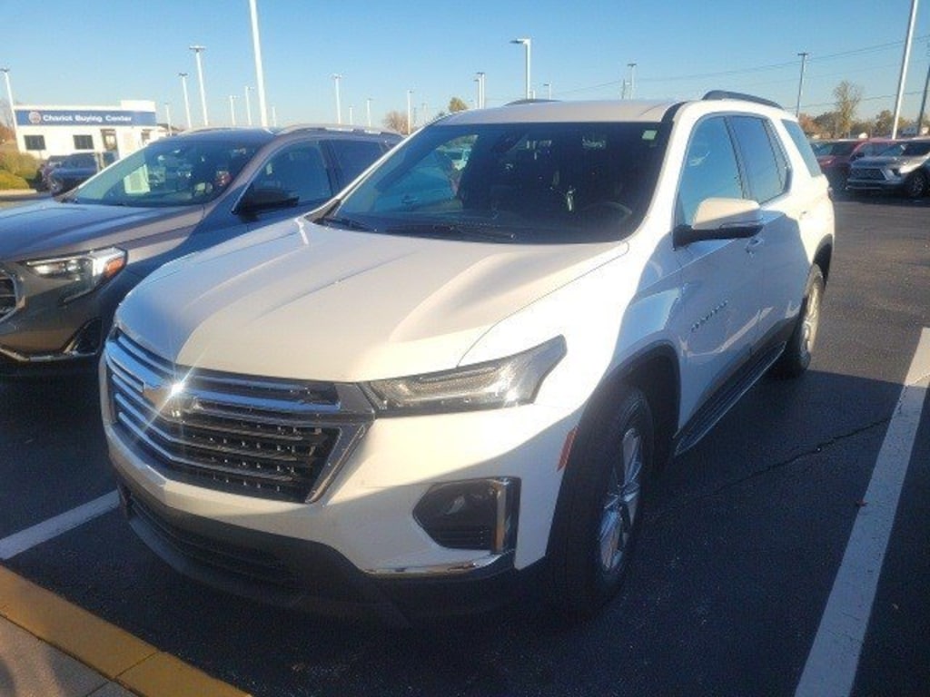 Used 2023 Chevrolet Traverse LT Leather SUV