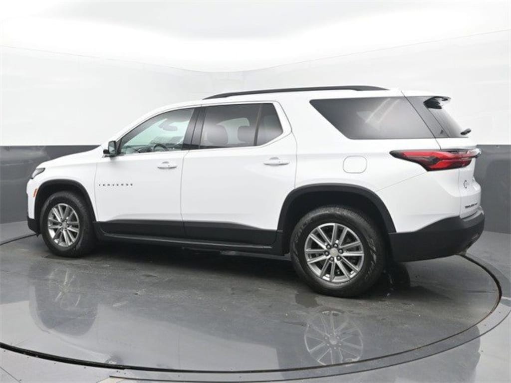 Certified 2023 Chevrolet Traverse LT Leather SUV