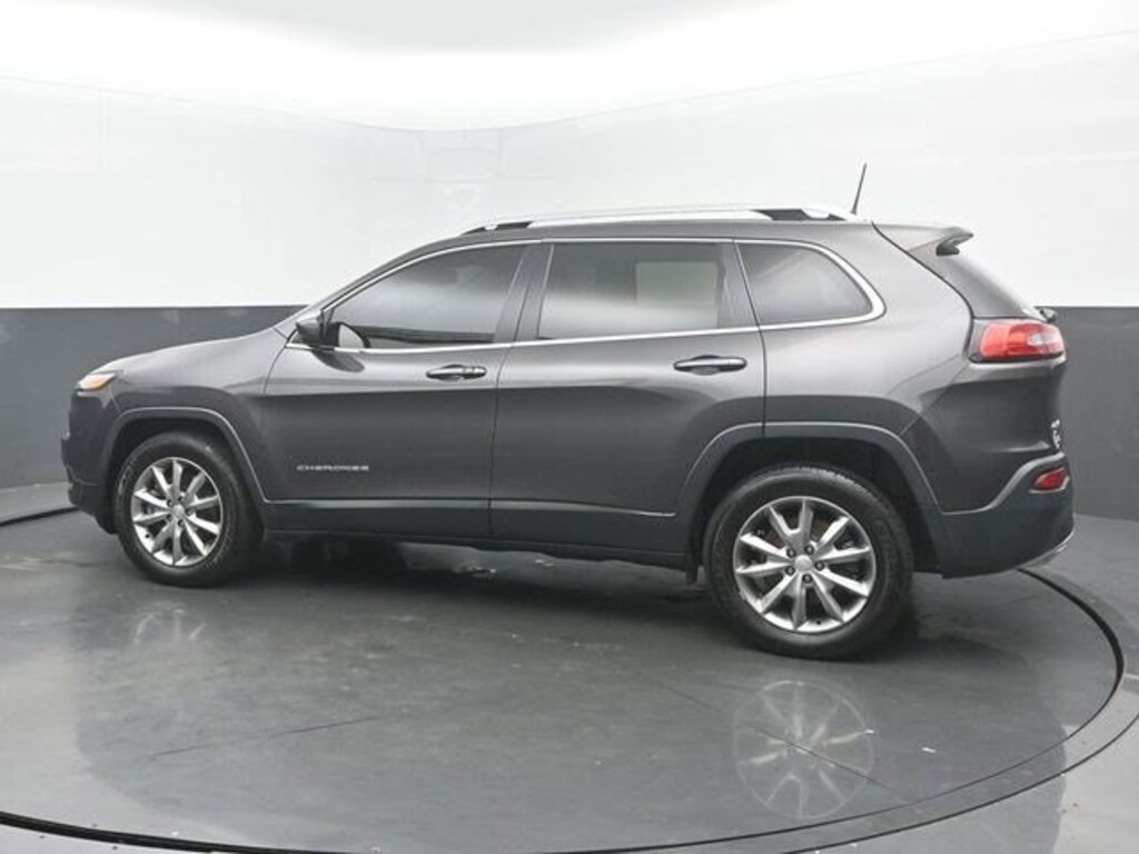 Used 2018 Jeep Cherokee Limited 4x4 SUV