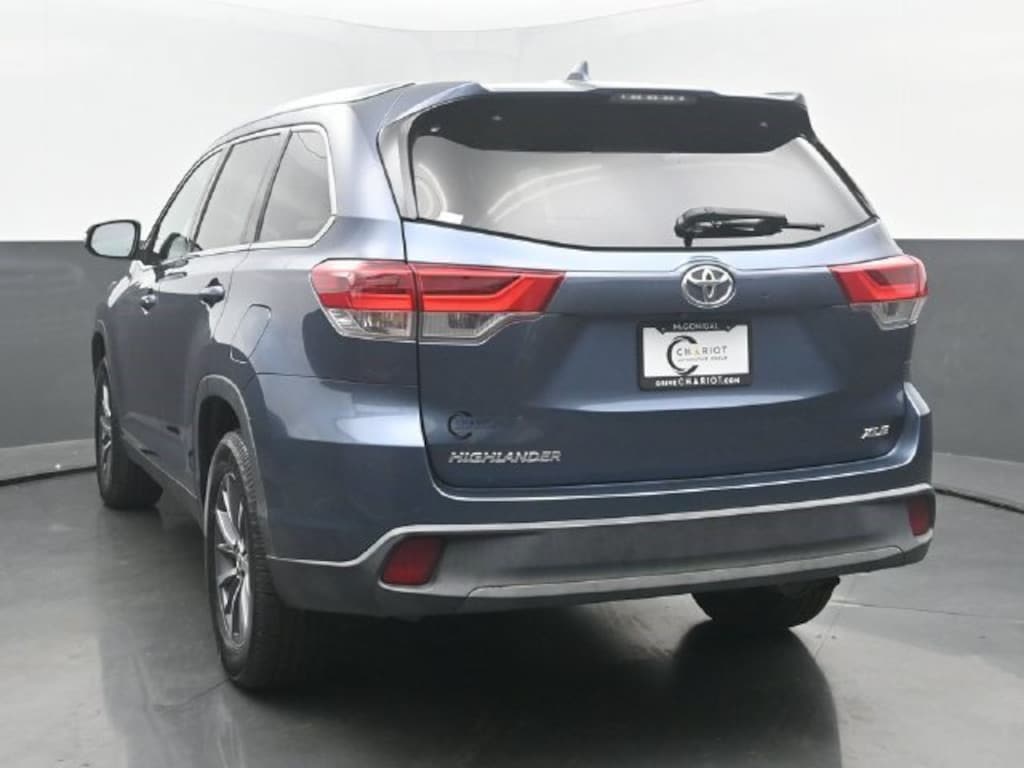 Used 2019 Toyota Highlander XLE SUV