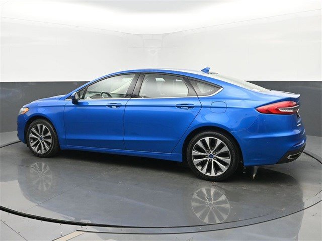 2020 Ford Fusion SE photo 3