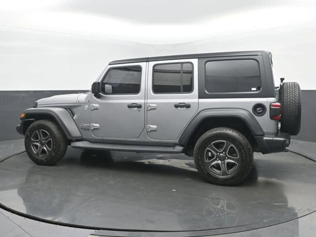 Used 2018 Jeep Wrangler Unlimited Sport S SUV