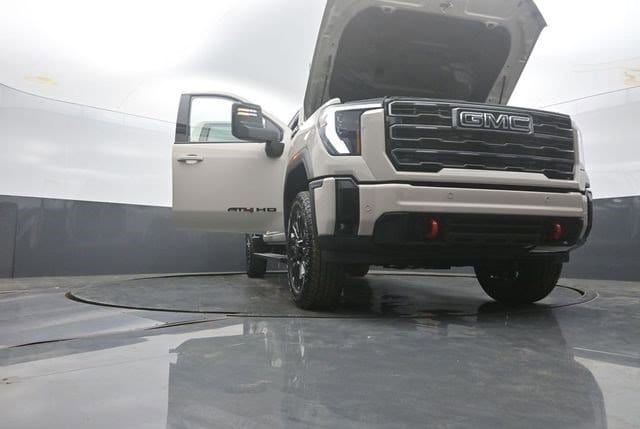 2026 GMC Sierra 2500HD AT4 - Photo 56