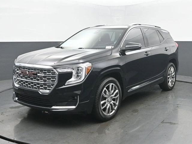 2022 GMC Terrain Denali AWD's photo