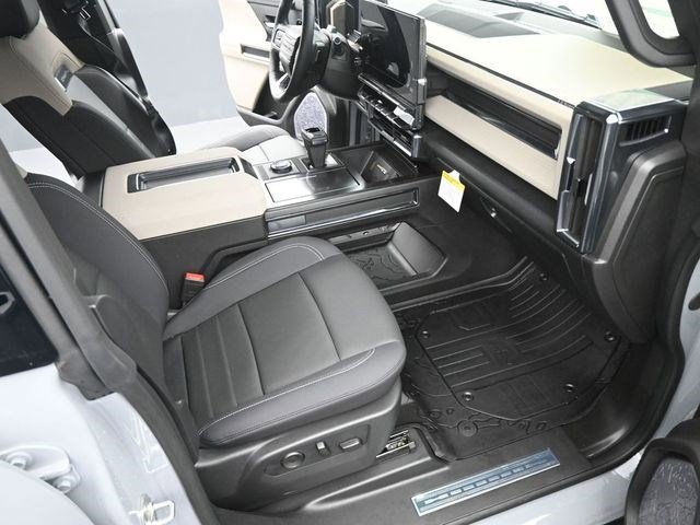 2026 GMC HUMMER EV 2X - Photo 17
