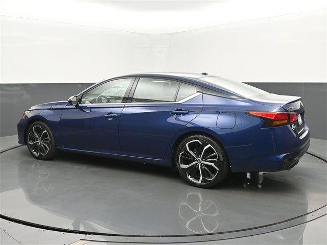 2023 Nissan Altima 2.5 SR photo 3