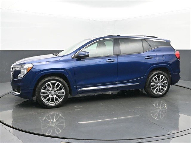 2022 Gmc Terrain Denali photo 2