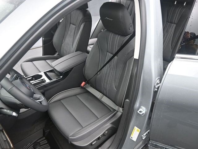 2026 Buick Envision Avenir - Photo 11