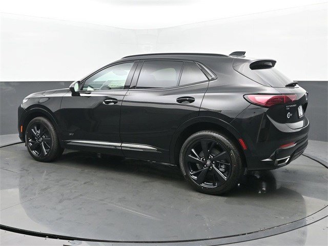 2025 Buick Envision Sport Touring photo 3