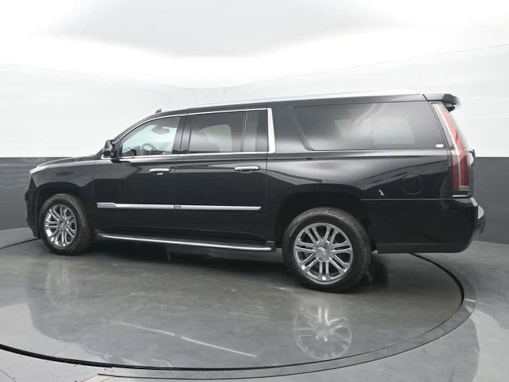 Used 2018 CADILLAC Escalade ESV 4WD 4dr SUV