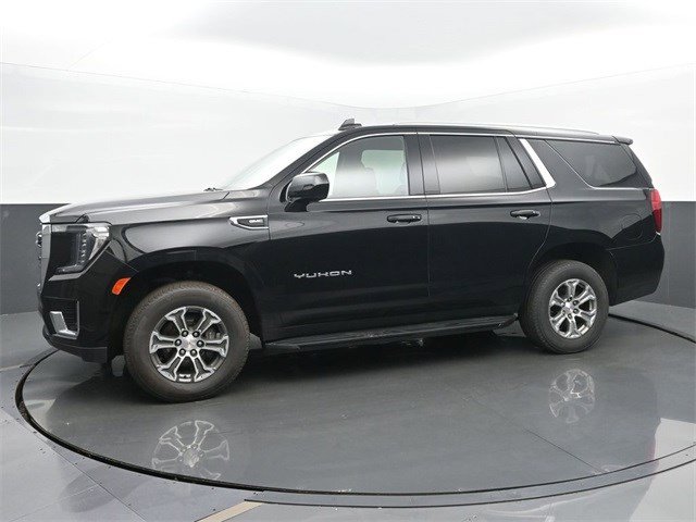 2022 Gmc Yukon SLE photo 2