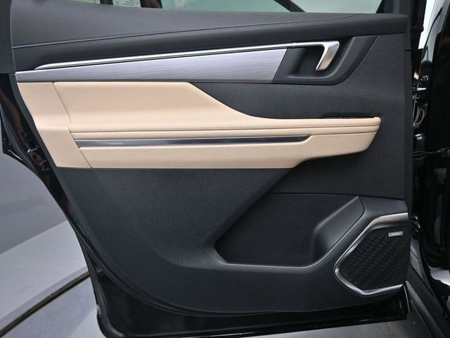 2026 Buick Enclave Preferred - Photo 14