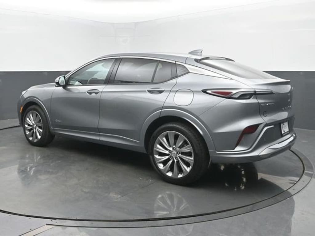 Used 2025 Buick Envista Avenir SUV