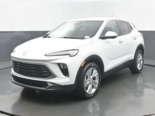 2024 Buick Encore GX Preferred's photo
