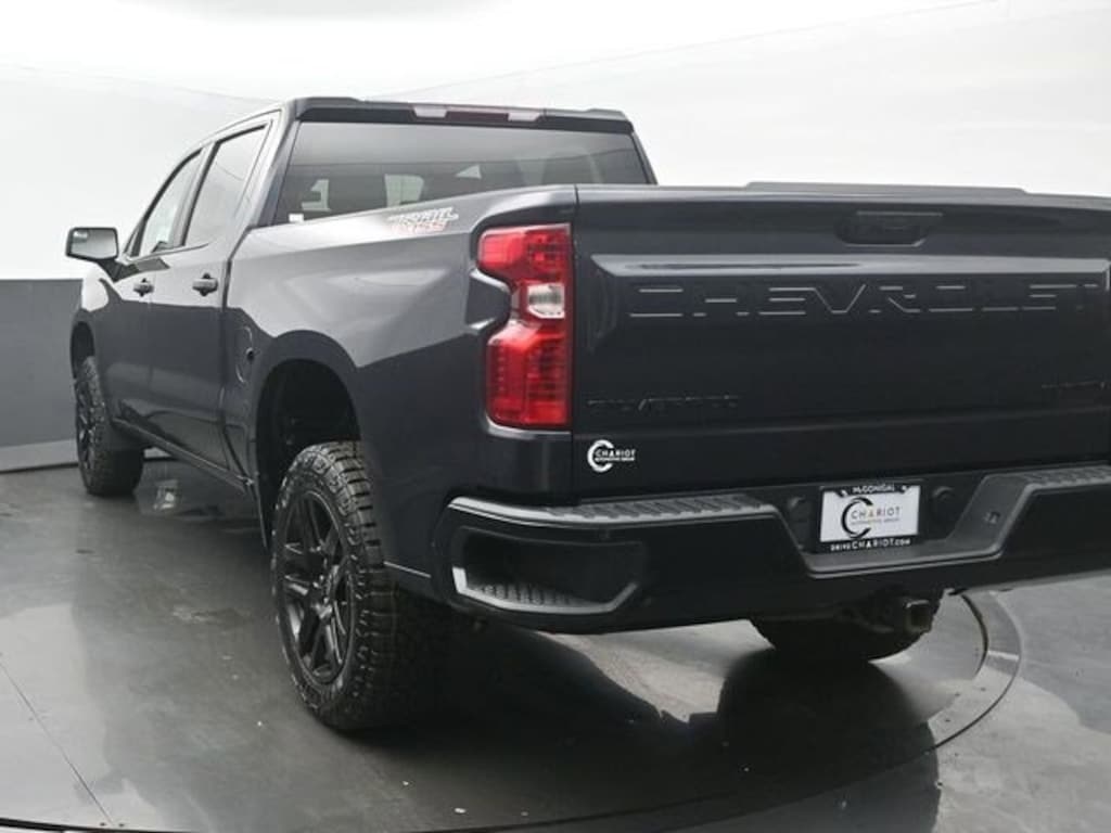 Used 2022 Chevrolet Silverado 1500 Custom Trail Boss Truck Crew Cab