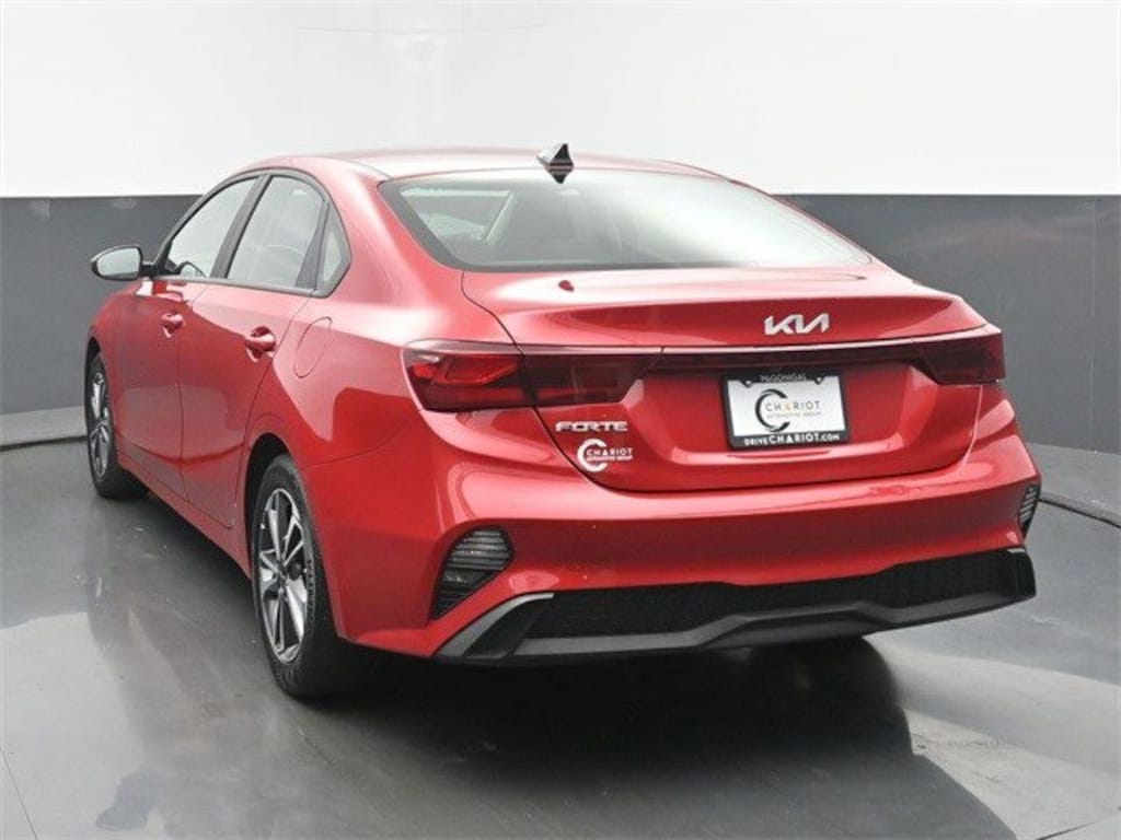 Used 2024 Kia Forte LXS Sedan