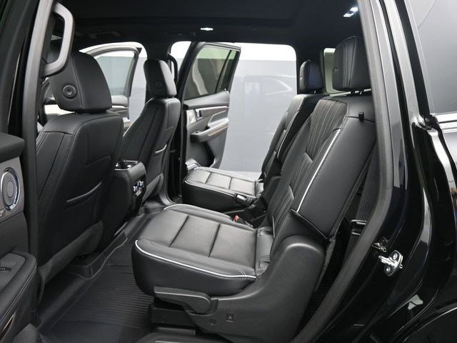 2026 Buick Enclave Avenir - Photo 13