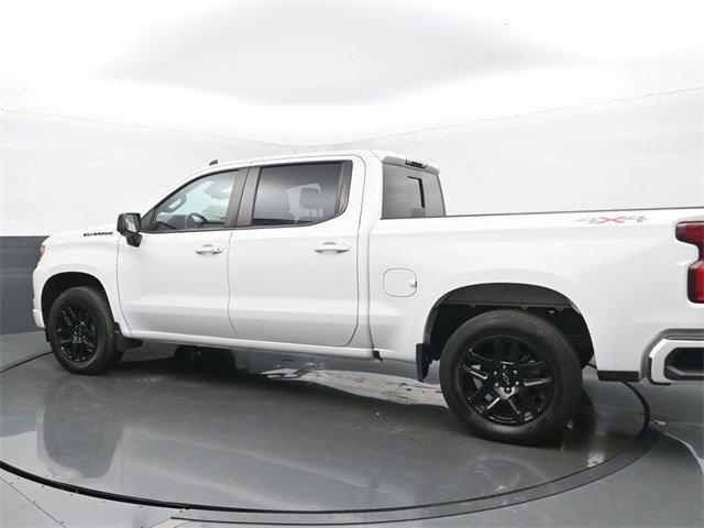 2022 Chevrolet Silverado 1500 RST photo 3