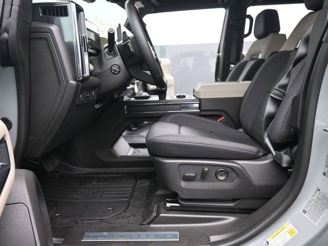 2026 GMC HUMMER EV 2X - Photo 10