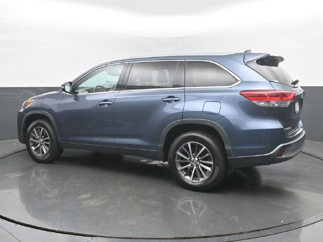 Used 2019 Toyota Highlander XLE SUV