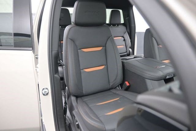 2026 GMC Sierra 2500HD AT4 - Photo 19