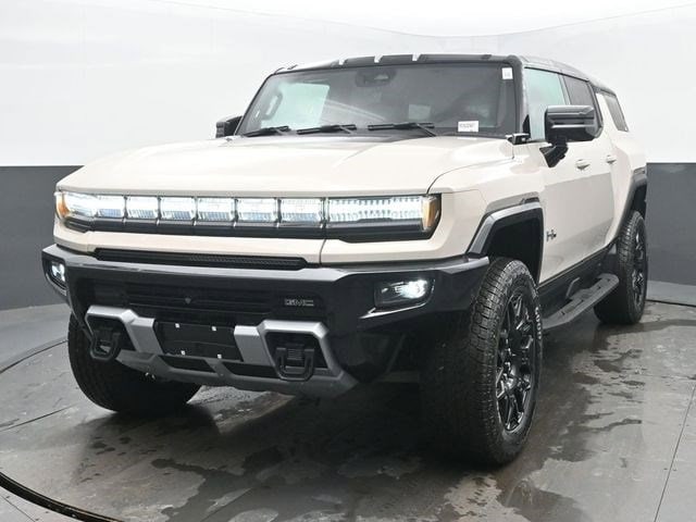 2026 GMC Hummer EV 2X SUV's photo