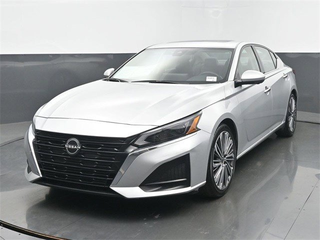 2023 Nissan Altima SL