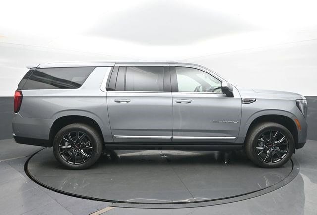 2026 GMC Yukon XL Denali - Photo 6