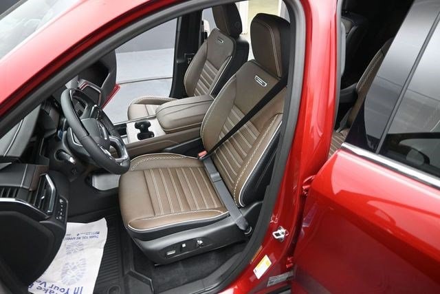 2026 GMC Acadia Denali Ultimate - Photo 21