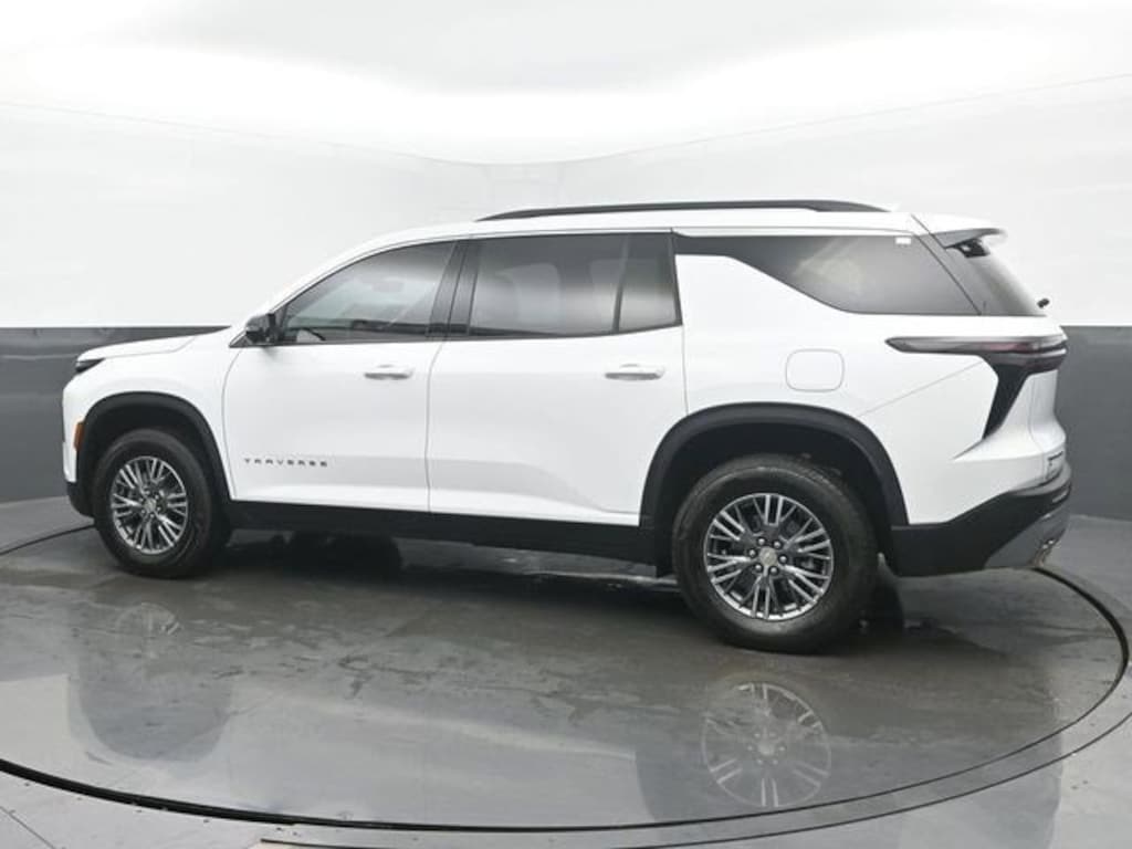 Certified 2024 Chevrolet Traverse LT SUV