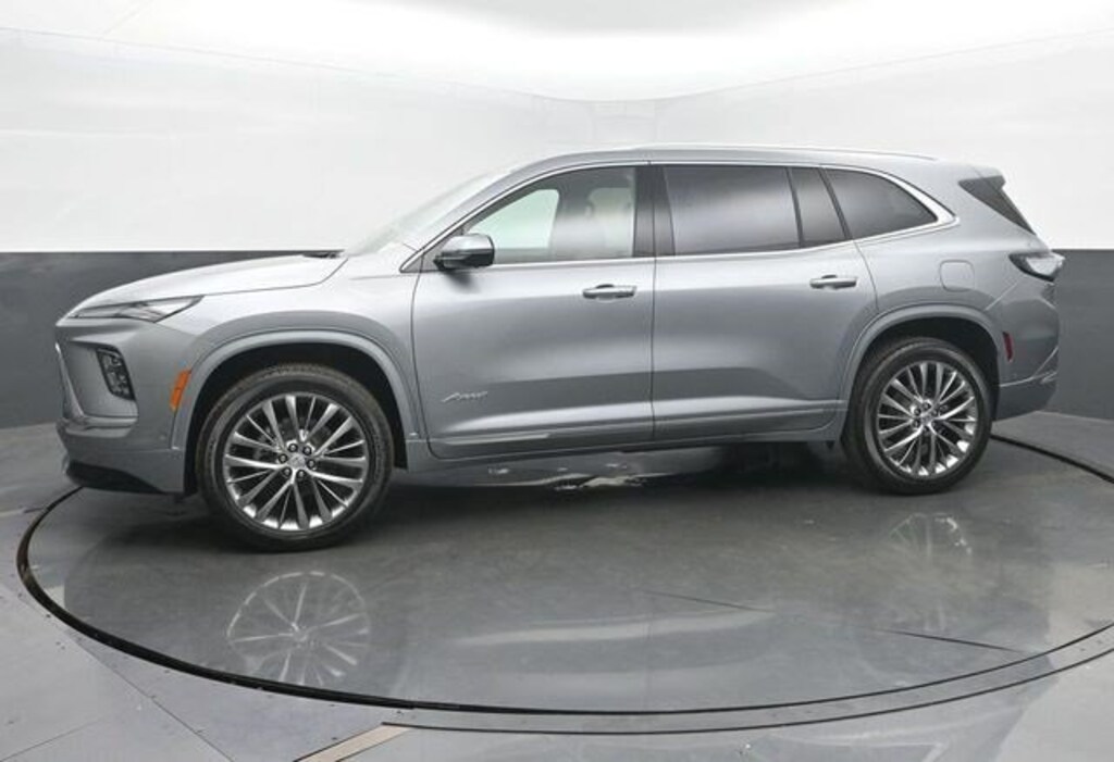 New 2026 Buick Enclave Avenir SUV