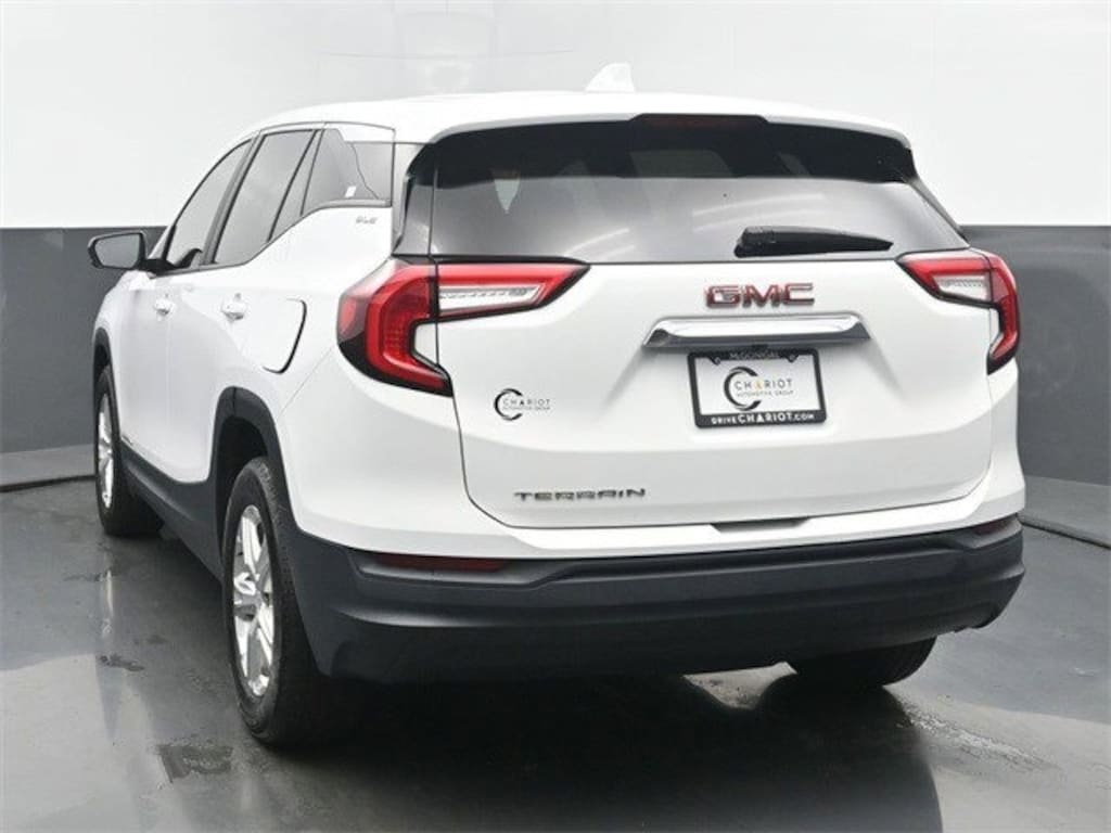 Used 2023 GMC Terrain SLE SUV