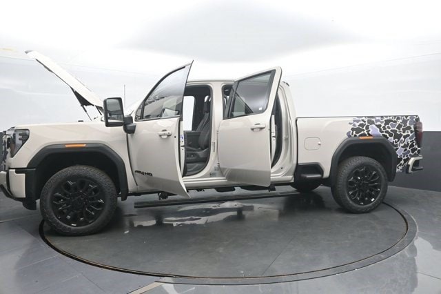 2026 GMC Sierra 2500HD AT4 - Photo 52