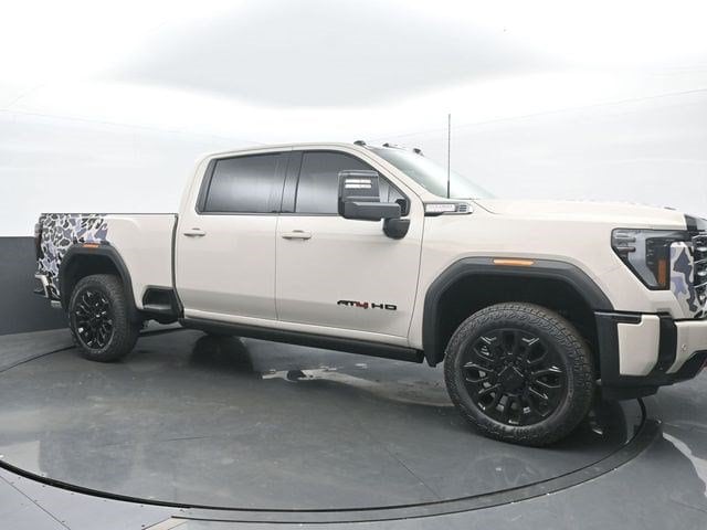 2026 GMC Sierra 2500HD AT4 - Photo 7