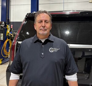 Staff member JERRY BRONSON from ID_9d5c23df307f