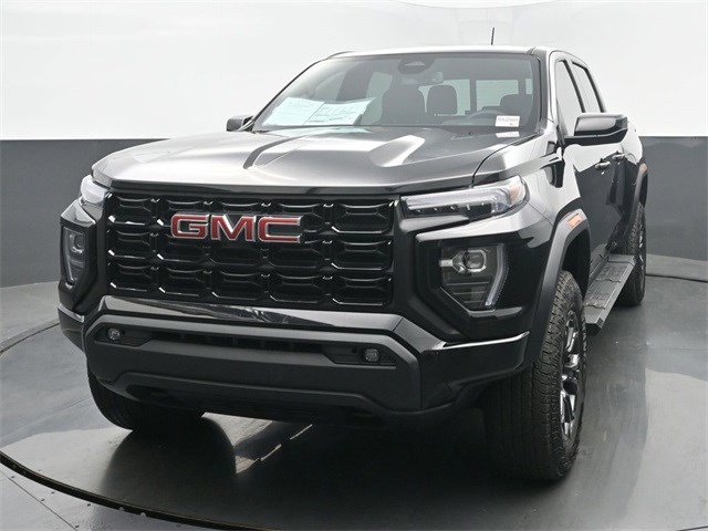 2024 GMC Canyon Elevation's photo
