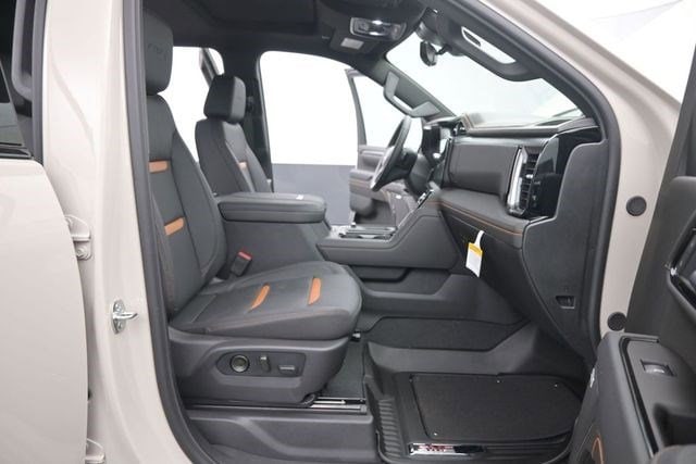 2026 GMC Sierra 2500HD AT4 - Photo 18
