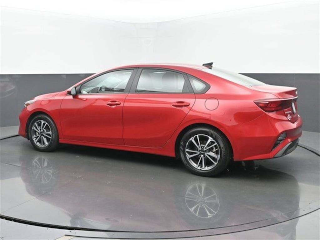 Used 2024 Kia Forte LXS Sedan