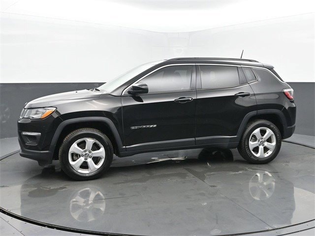 Used 2018 Jeep Compass Latitude with VIN 3C4NJDBB6JT281475 for sale in Kokomo, IN